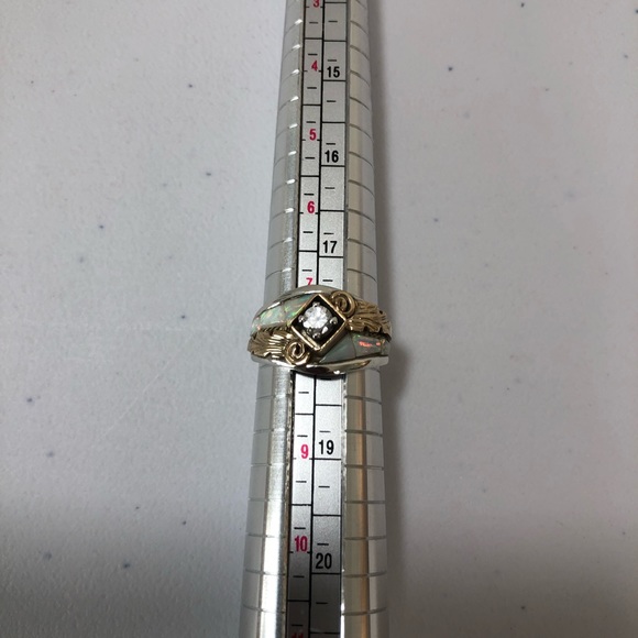 Sterling Silver & Gold Ring with Mother of Pearl Inlay with Cubic Zirconia Stone - Picture 5 of 6